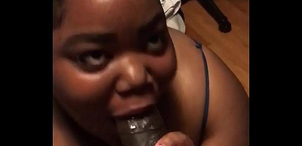  Ebony bbw snatches my soul during my lunch break and catches cum